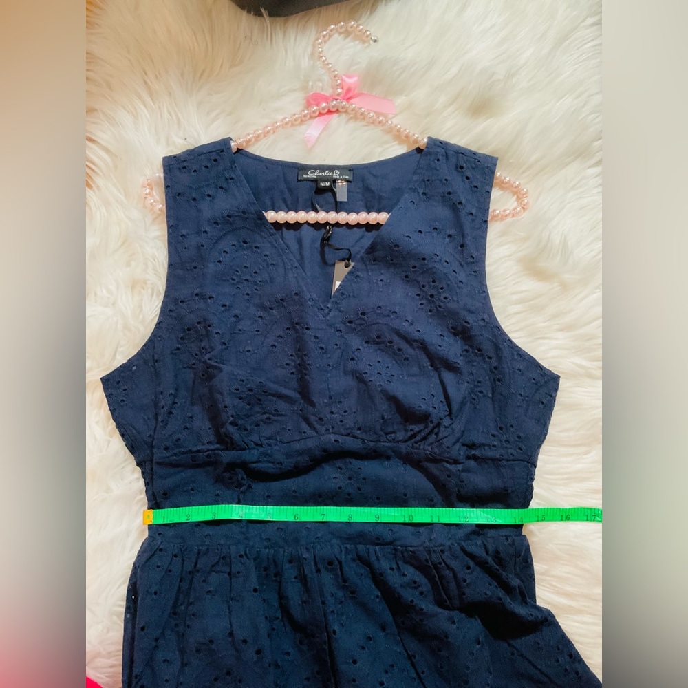 Elegant Navy Blue Sleeveless Dress - Picture 10 of 15